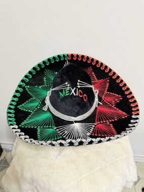 Salazar Yepez Sombrero Hat Mexico Youth Kids Black Red Green Sequins Bling